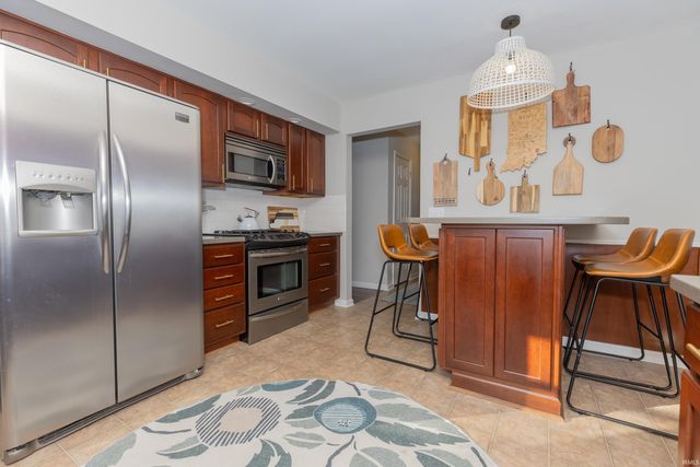 709 Cypress Street, Newburgh, IN 47630