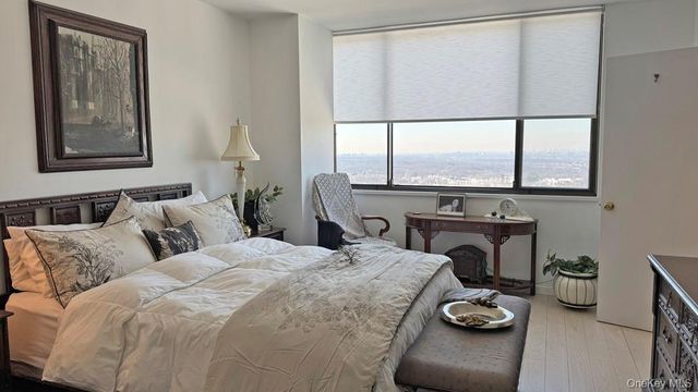 26910 Grand Central Parkway 31P, Floral Park, NY 11005