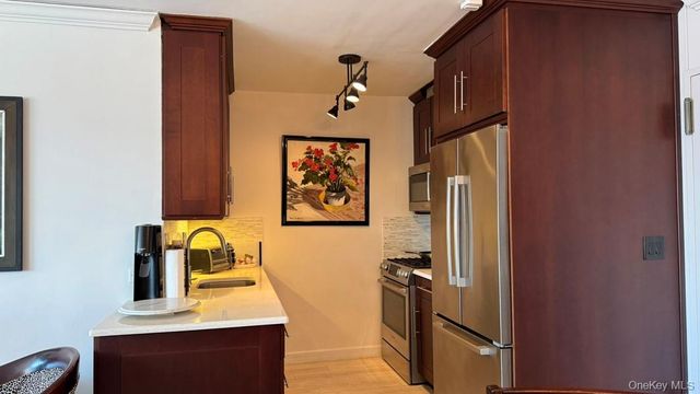 26910 Grand Central Parkway 31P, Floral Park, NY 11005