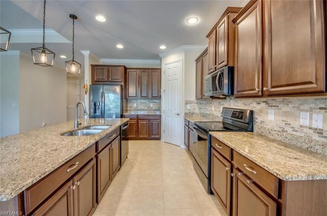 236 Destiny CIR, Cape Coral, FL 33990