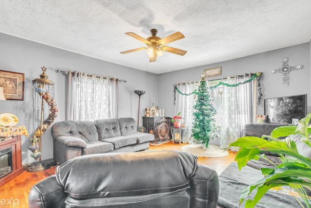 4355 Leach Street, Cass City, MI 48726