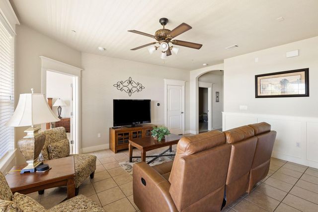 6712 Lantern View DR 302, Jonestown, TX 78645