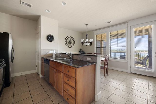 6712 Lantern View DR 302, Jonestown, TX 78645