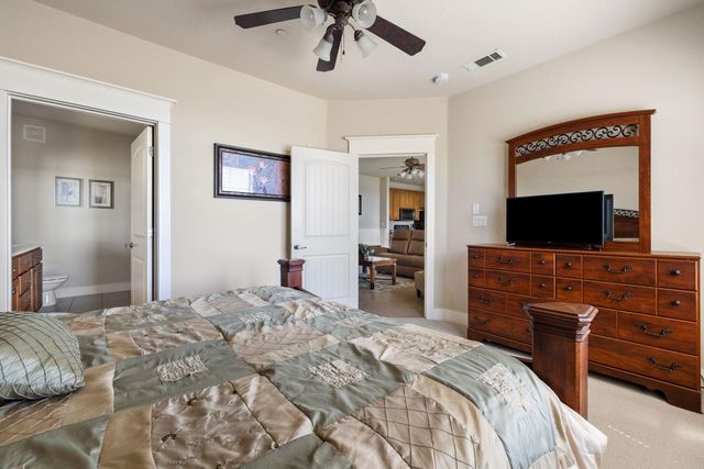 6712 Lantern View DR 302, Jonestown, TX 78645