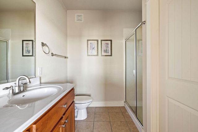 6712 Lantern View DR 302, Jonestown, TX 78645