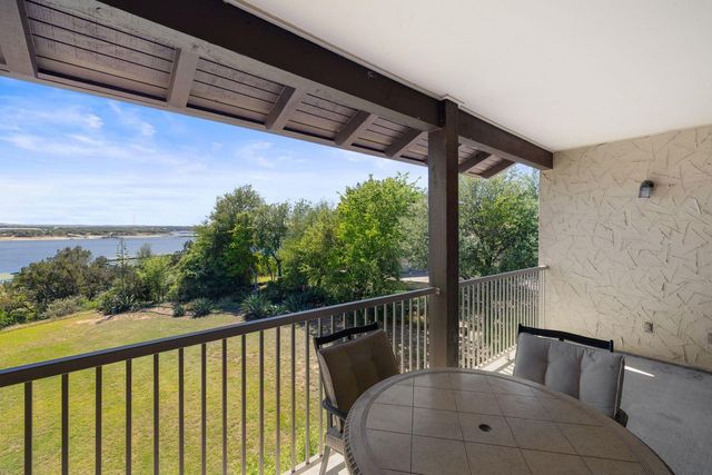 6712 Lantern View DR 302, Jonestown, TX 78645