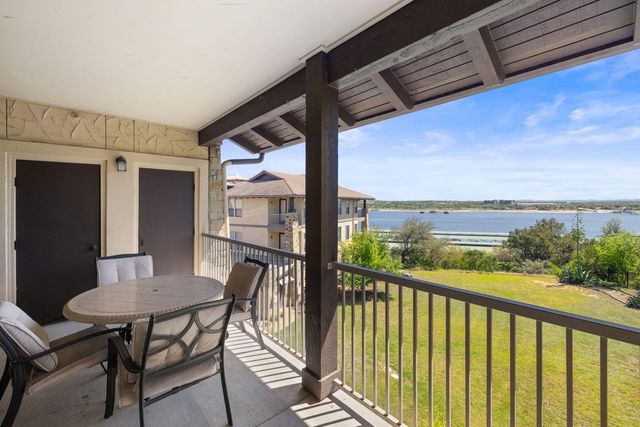 6712 Lantern View DR 302, Jonestown, TX 78645