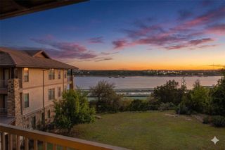 6712 Lantern View DR 302, Jonestown, TX 78645