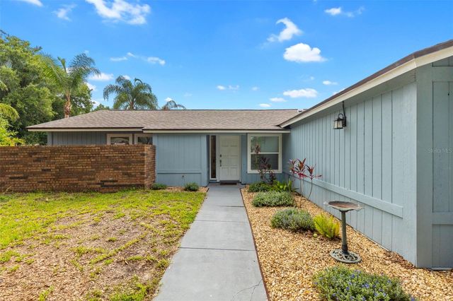 15917 COUNTRY FARM PLACE, Tampa, FL 33624