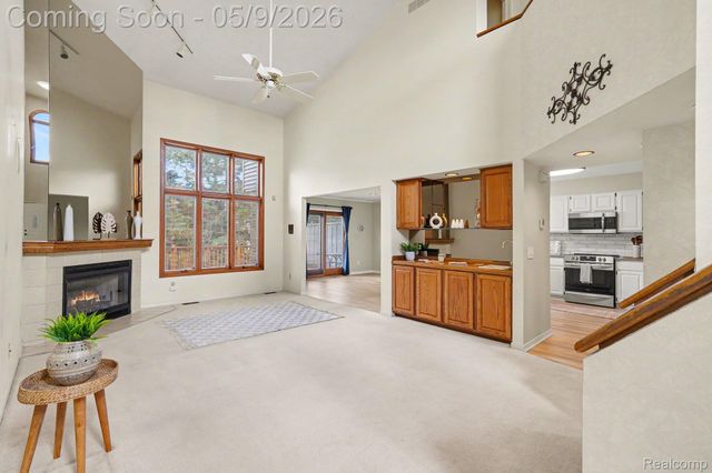 5733 Leeward Court 51, Independence Charter Township, MI 48346