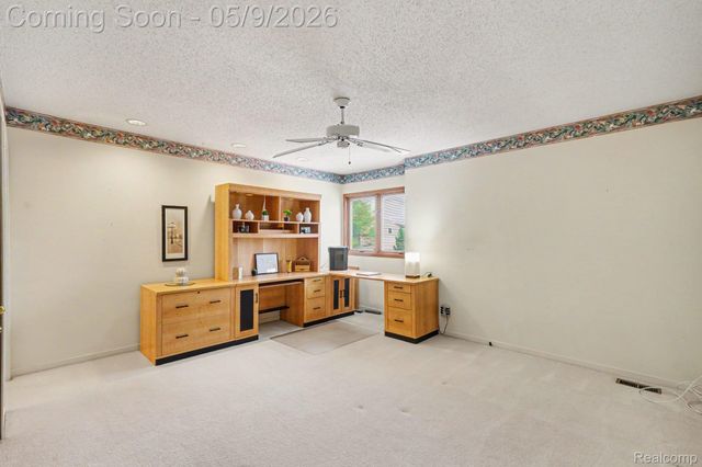 5733 Leeward Court 51, Independence Charter Township, MI 48346
