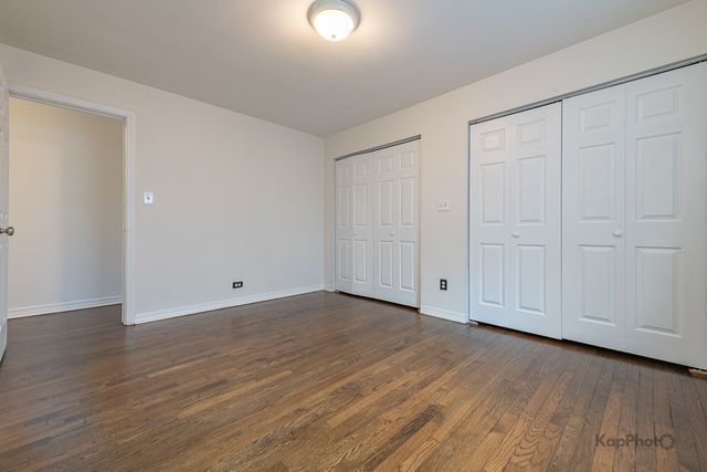 2041 W Jarvis Avenue 1W, Chicago, IL 60645