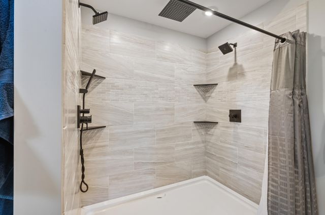 6349 Kilkenny Drive, Morton Twp, MI 49346