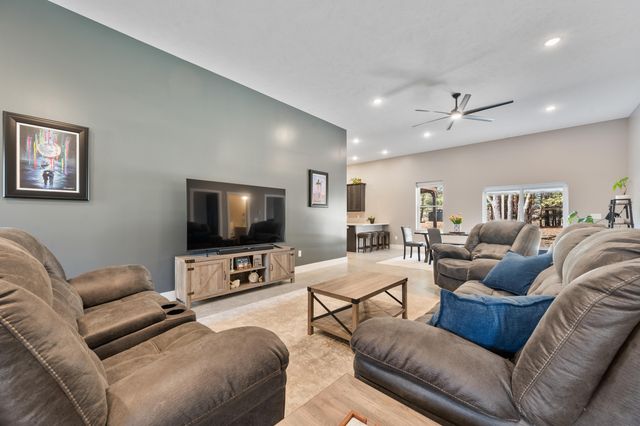 6349 Kilkenny Drive, Morton Twp, MI 49346