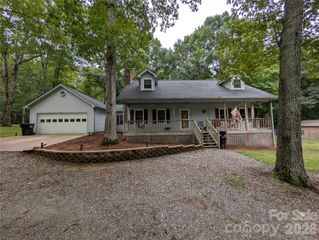 221 Shadowbrook Road, Mount Holly, NC 28120