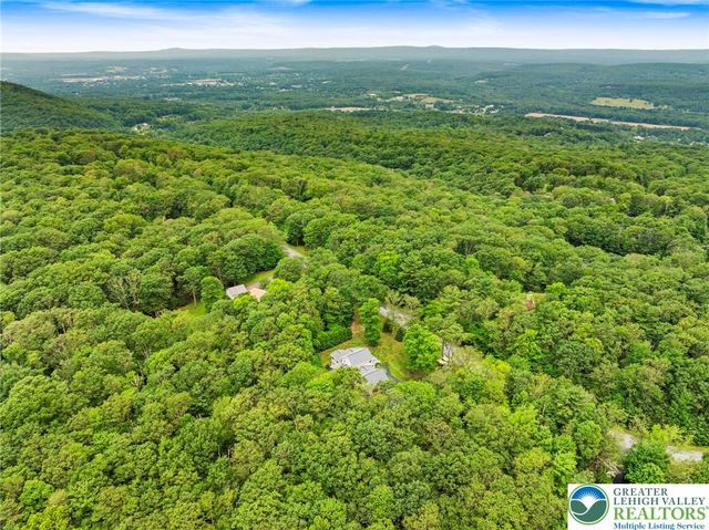 218 Evergreen Court, Ross Twp, PA 18353