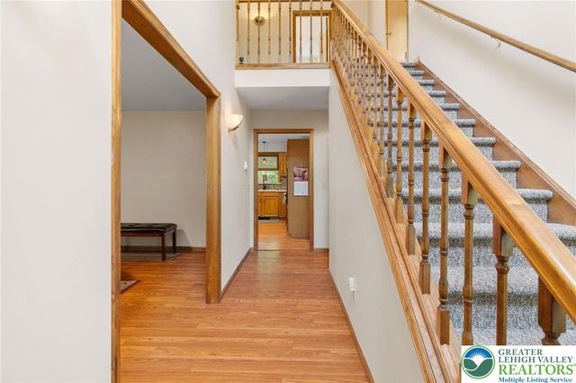 218 Evergreen Court, Ross Twp, PA 18353