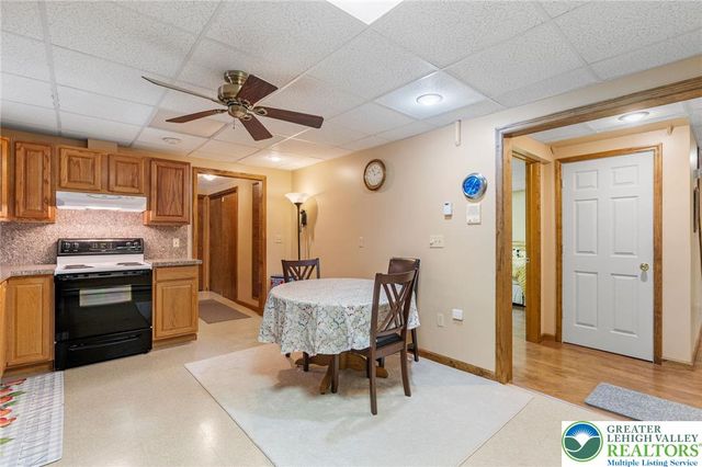 218 Evergreen Court, Ross Twp, PA 18353