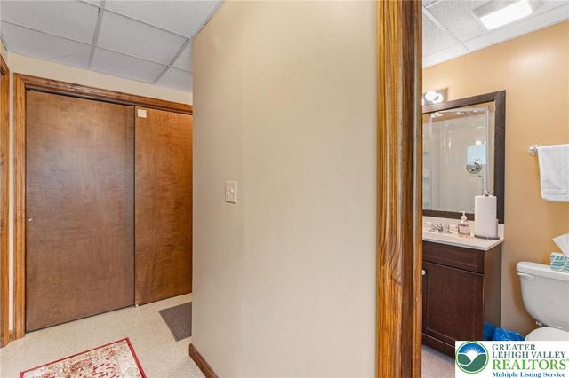 218 Evergreen Court, Ross Twp, PA 18353