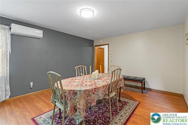218 Evergreen Court, Ross Twp, PA 18353