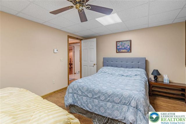 218 Evergreen Court, Ross Twp, PA 18353