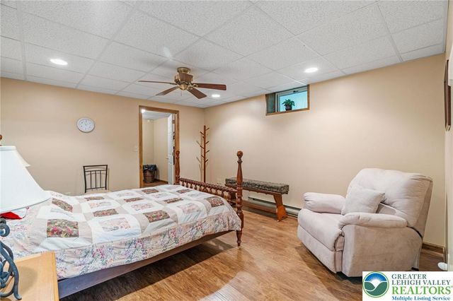 218 Evergreen Court, Ross Twp, PA 18353