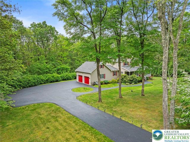 218 Evergreen Court, Ross Twp, PA 18353