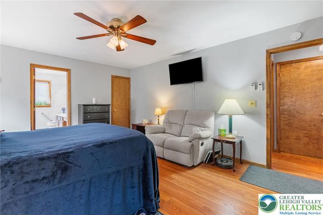 218 Evergreen Court, Ross Twp, PA 18353