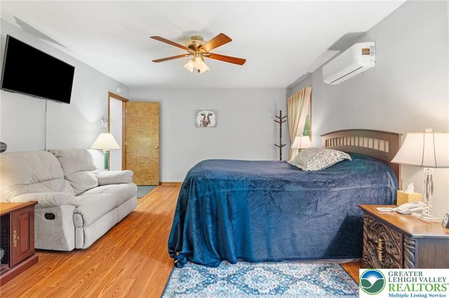 218 Evergreen Court, Ross Twp, PA 18353