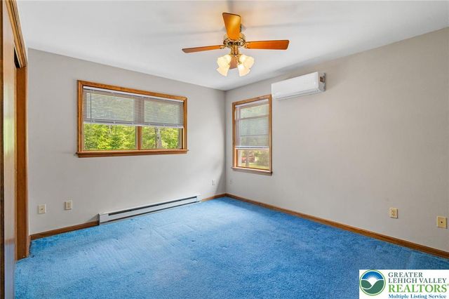 218 Evergreen Court, Ross Twp, PA 18353