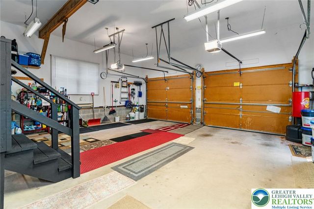 218 Evergreen Court, Ross Twp, PA 18353