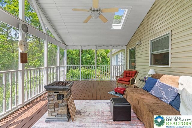 218 Evergreen Court, Ross Twp, PA 18353
