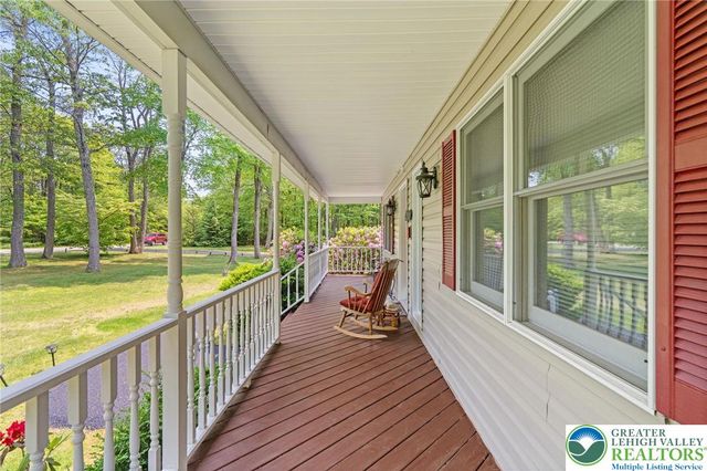 218 Evergreen Court, Ross Twp, PA 18353