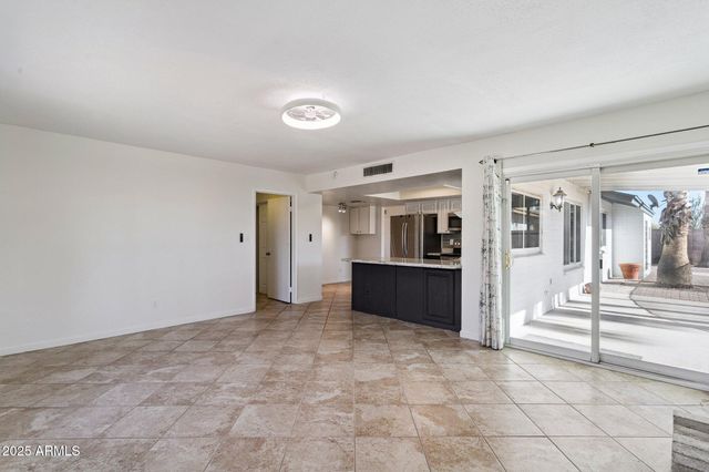 4915 E EVERETT Drive, Scottsdale, AZ 85254