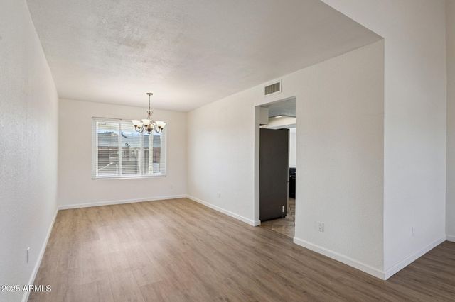 4915 E EVERETT Drive, Scottsdale, AZ 85254