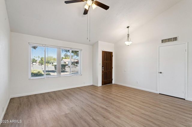 4915 E EVERETT Drive, Scottsdale, AZ 85254