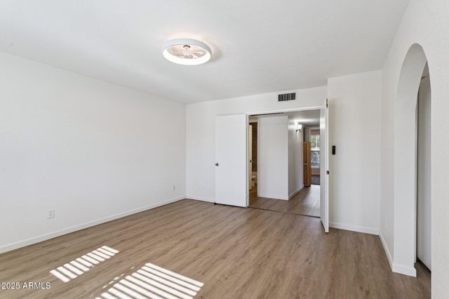 4915 E EVERETT Drive, Scottsdale, AZ 85254