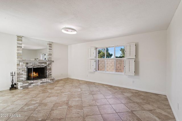 4915 E EVERETT Drive, Scottsdale, AZ 85254