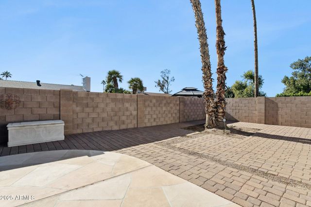 4915 E EVERETT Drive, Scottsdale, AZ 85254