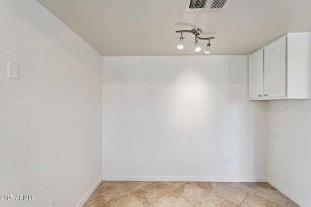 4915 E EVERETT Drive, Scottsdale, AZ 85254