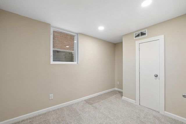 4045 N Montreal STREET, Milwaukee, WI 53216