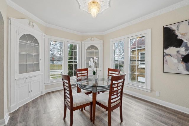 4045 N Montreal STREET, Milwaukee, WI 53216