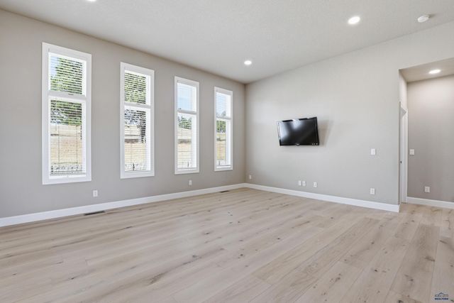 6709 MUIRFIELD DR, Rapid City, SD 57702