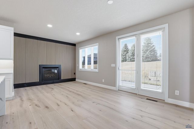 6709 MUIRFIELD DR, Rapid City, SD 57702