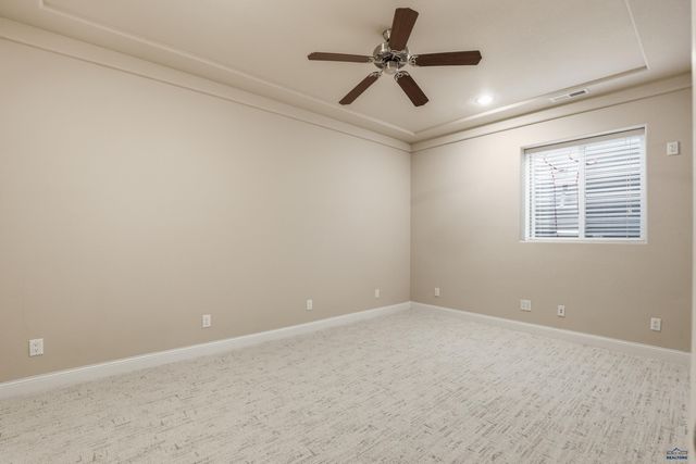 6709 MUIRFIELD DR, Rapid City, SD 57702