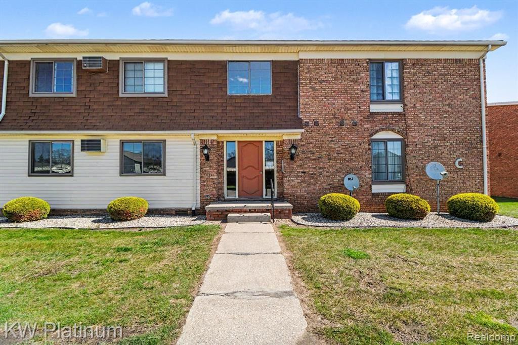 1900 River Road C5, Marysville, MI 48040