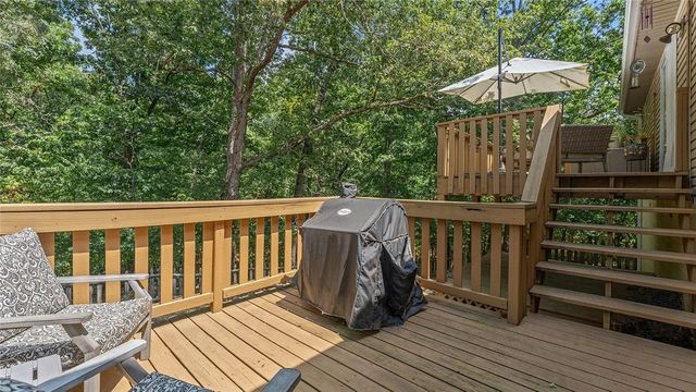 9 Reighton Drive, Bella Vista, AR 72714