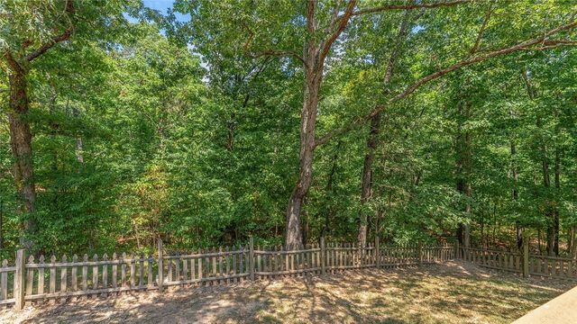 9 Reighton Drive, Bella Vista, AR 72714