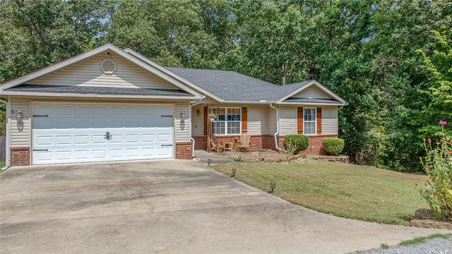 9 Reighton Drive, Bella Vista, AR 72714