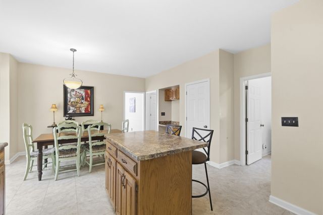 7305 River Park Dr, Nashville, TN 37221